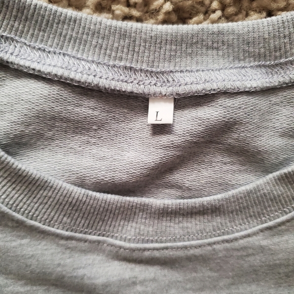 CHRISTMAS SWEATSHIRT - Picture 3 of 3